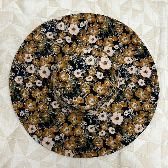 NWT Anthropologie corduroy hat - Picture 1 of 3